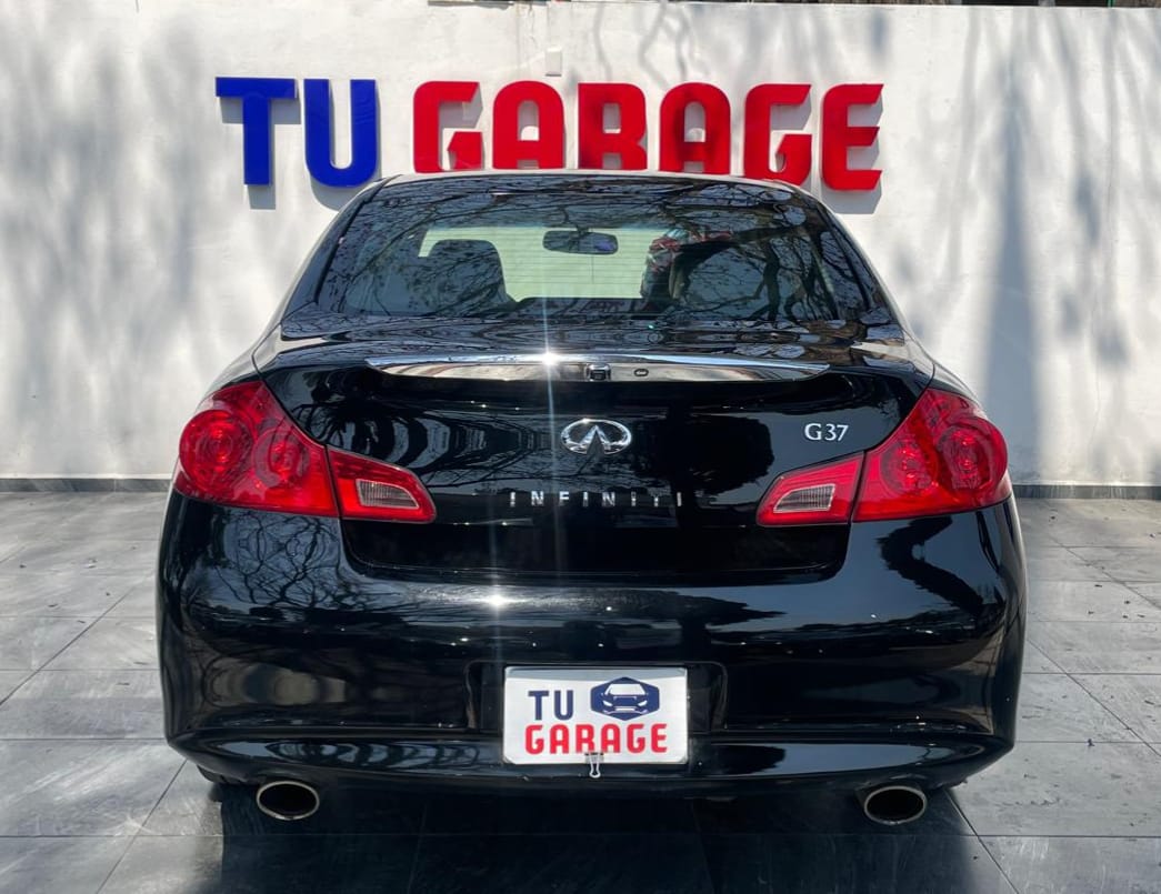 INFINITI 6