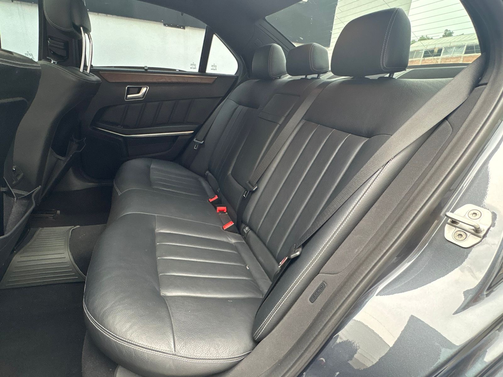 0dfb8c62-0247-40c1-8899-614752a0d167