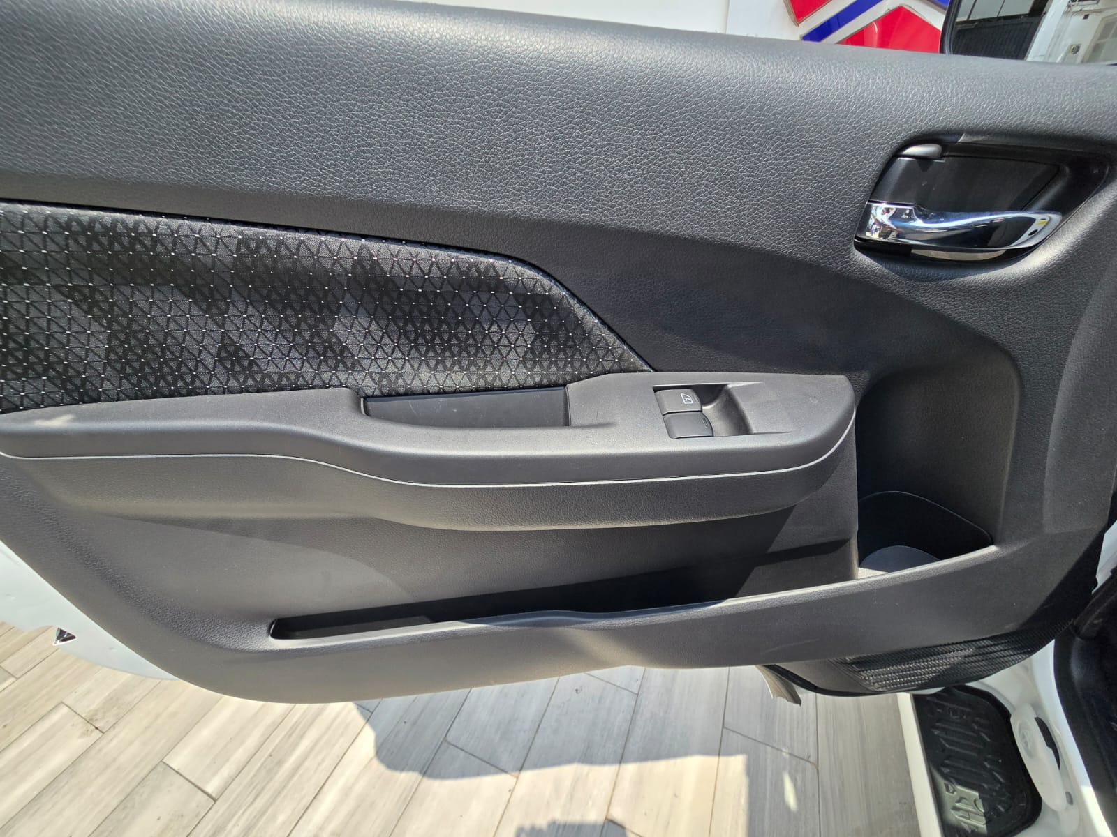 57d8d0b3-c4e2-4c99-ad16-b2915c21791f