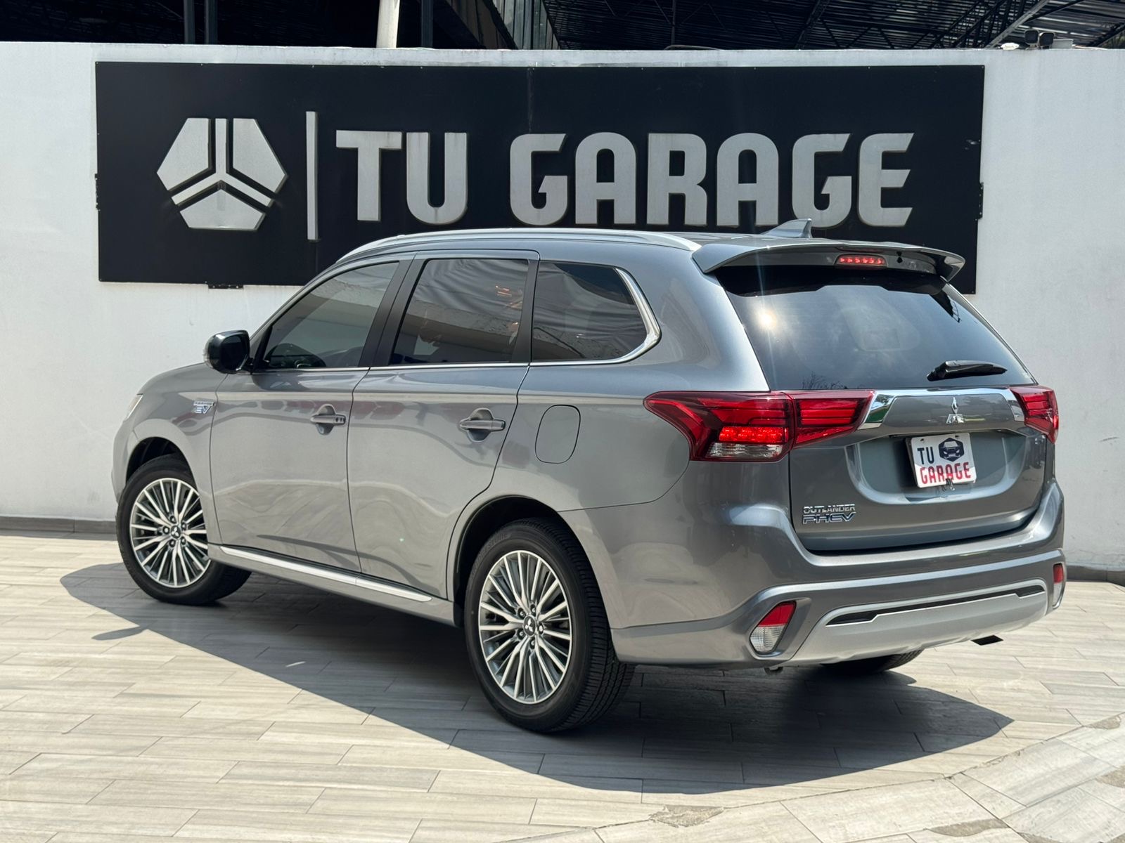 956986e4-37bb-422a-afc3-31d093968d0e