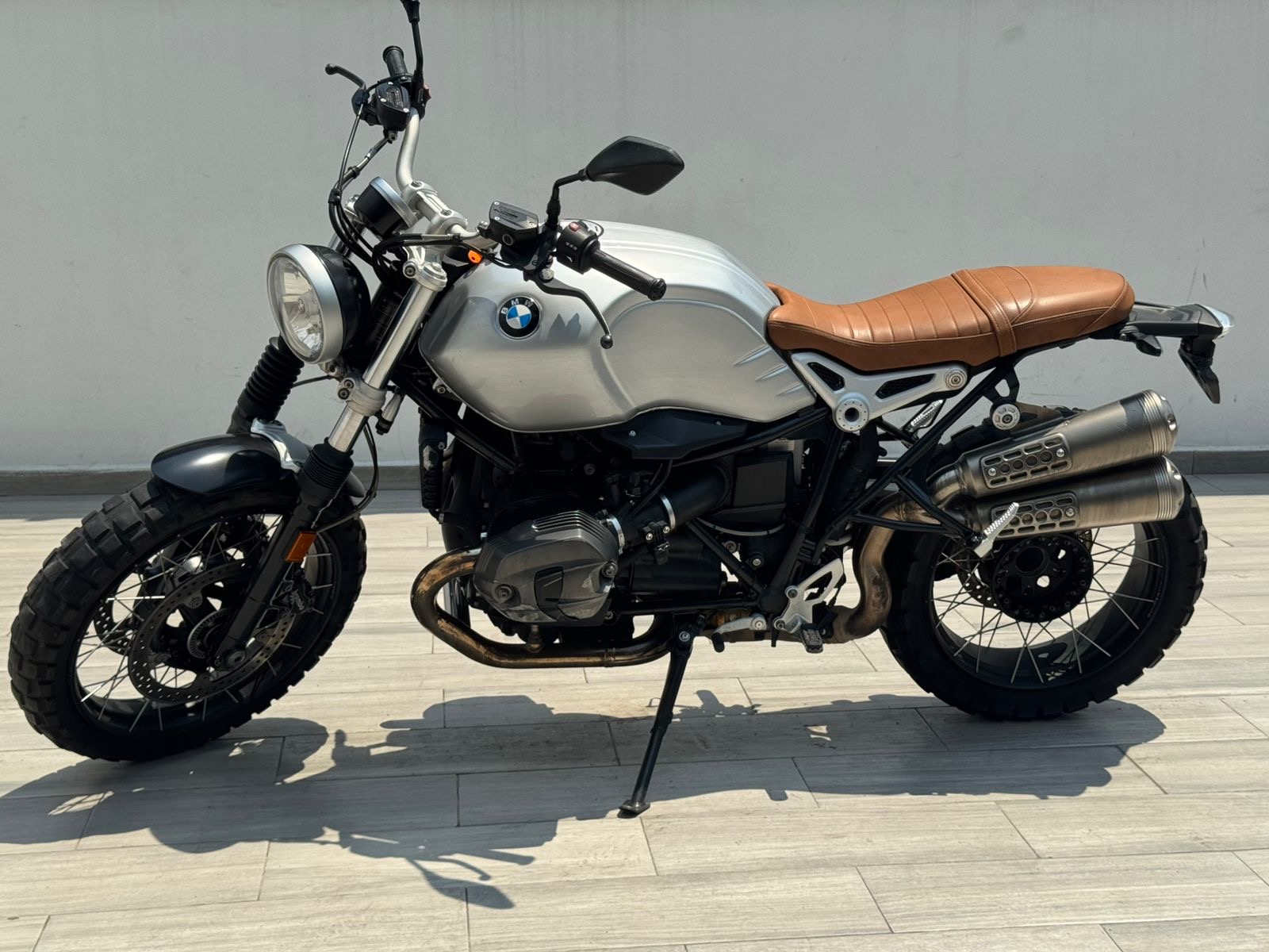 c8d27640-1543-4a9f-ad4e-78c748d010dd