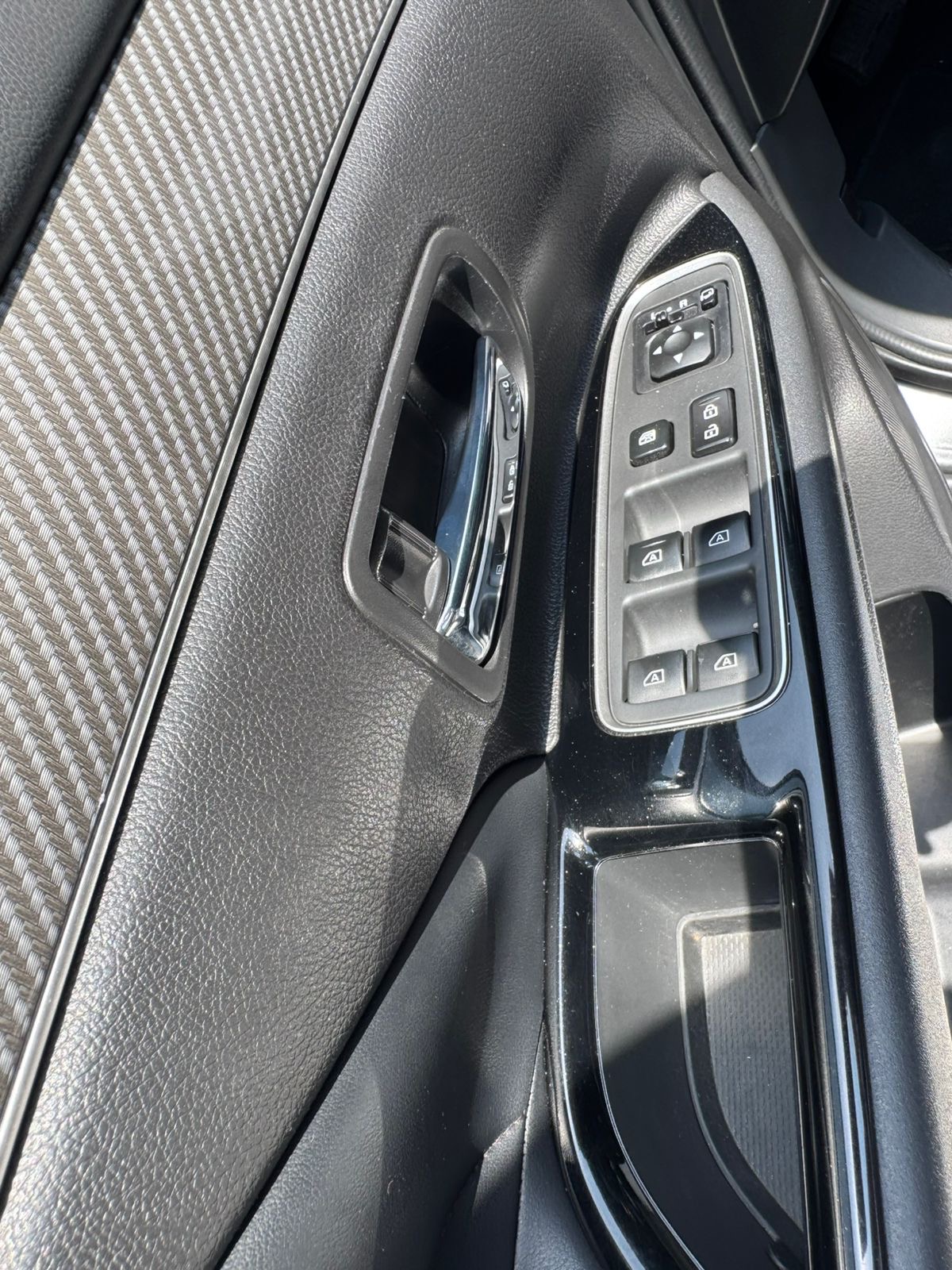 d38d9f42-8c72-423e-a6e4-bad192aea174